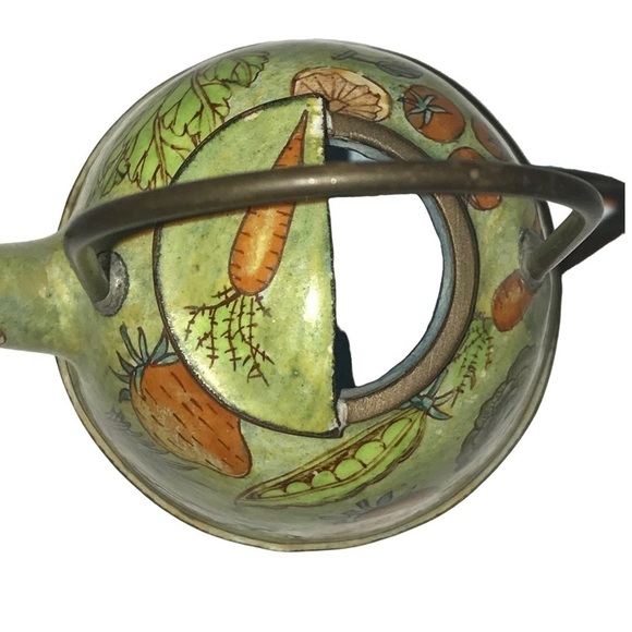 Empress Arts LTD Mini 1999 Enamel Fruit Vegetable Pattern Design Watering Can - Picture 5 of 8